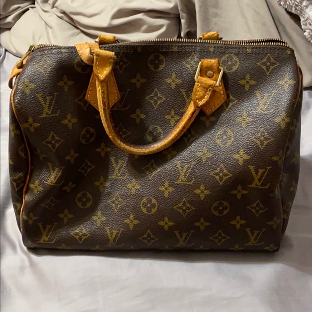 Louis Vuitton Speedy